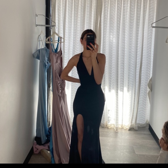 PROM DRESS - Picture 2 of 3